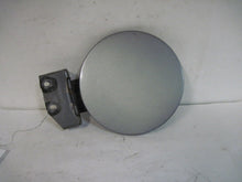Load image into Gallery viewer, Fuel Filler Door Honda Odyssey 2001 01 - 512892
