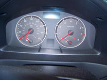 Load image into Gallery viewer, SPEEDOMETER CLUSTER Volvo S40 V40 V50 2004 04 05 06 07 - NW162339
