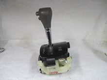 Load image into Gallery viewer, 1999 Lexus RX300 Floor Shifter - 515739
