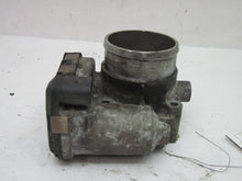 Load image into Gallery viewer, THROTTLE BODY Beetle Jetta Golf 99 00 01 02 03 04 05 06 - 516497
