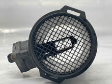 Load image into Gallery viewer, Mass Air Flow Sensor Meter MAF Volvo 960 S90 V90 96 97 98 - NW5704
