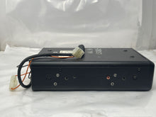 Load image into Gallery viewer, CD CHANGER BMW 740i 750i 1993 93 1994 94 95 96 97 98 - NW136630
