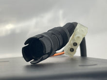 Load image into Gallery viewer, CD CHANGER BMW 740i 750i 1993 93 1994 94 95 96 97 98 - NW136630
