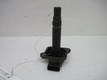 Load image into Gallery viewer, IGNITION COIL Audi A4 A6 A8 S8 Beetle 99 00 01 02 03 04 - 520592
