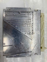Load image into Gallery viewer, TRANSMISSION COMPUTER Volvo S80 1999 99 00 01 02 - 06 - NW39315
