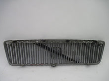 Load image into Gallery viewer, GRILL Volvo S80 1999 99 2000 00 2001 01 2002 02 2003 03 - 527425
