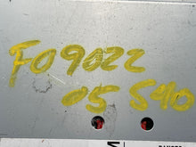 Load image into Gallery viewer, CD Player Volvo S40 V50 2004 04 2005 05 2006 06 2007 07 - NW140278

