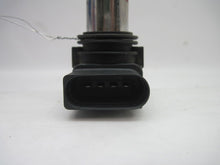 Load image into Gallery viewer, IGNITION COIL Phaeton Passat 2002 02 2003 03 2004 04 - 531209
