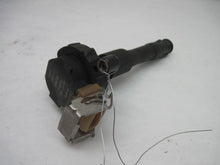Load image into Gallery viewer, IGNITION COIL BMW 320i 850i M5 X5 Z3 Z8 1995 95 96 - 03 - 532373
