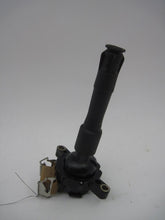 Load image into Gallery viewer, IGNITION COIL BMW 320i 850i M5 X5 Z3 Z8 1995 95 96 - 03 - 533884
