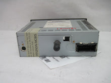 Load image into Gallery viewer, RADIO Kia Sorento 2003 03 2004 04 2005 05 2006 06 - 534008

