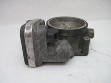 Load image into Gallery viewer, THROTTLE BODY BMW 540 740 X5 Z8 1999 99 00 01 02 03 - 534797
