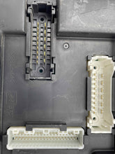 Load image into Gallery viewer, BODY CONTROL MODULE Nissan Altima 2006 06 - NW31030
