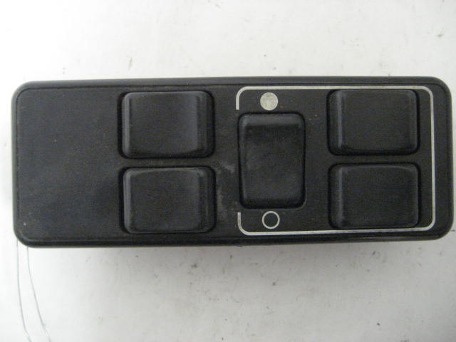 WINDOW SWITCH Volvo 740 1989 89 - 53717 – Tom's Foreign Auto Parts