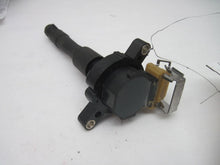 Load image into Gallery viewer, IGNITION COIL BMW 320i 850i M5 X5 Z3 Z8 1995 95 96 - 03 - 538203
