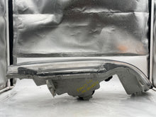 Load image into Gallery viewer, HEADLIGHT LAMP ASSEMBLY Honda Odyssey 99 00 01 02 03 04 Left - NW102962
