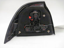 Load image into Gallery viewer, OUTER TAIL LIGHT LAMP Saab 9-5 1999 99 2000 00 2001 01 Right - 539639
