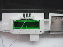 Load image into Gallery viewer, SPEEDOMETER CLUSTER Volvo S70 V70 1999 99 2000 00 - 542777

