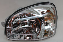 Load image into Gallery viewer, HEADLIGHT LAMP ASSEMBLY Hyundai Santa Fe 01 02 03 04 Left - 543366
