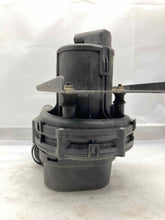 Load image into Gallery viewer, AIR INJECTION PUMP SMOG BMW Z3 97 98 99 00 - NW8105
