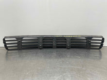 Load image into Gallery viewer, GRILLE Audi A4 S4 96 97 98 99 00 01 02 - NW98008
