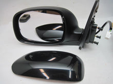 Load image into Gallery viewer, Side View Mirror Sequoia Tundra 01 02 03 04 - 07 Left - 545843
