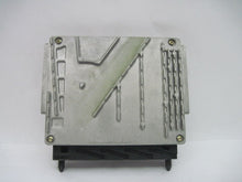 Load image into Gallery viewer, ECU ECM COMPUTER Volvo S60 V70 S80 2000 00 2001 01 - 546257
