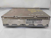 Load image into Gallery viewer, Radio  MERCEDES E-CLASS 2004 - NW7442

