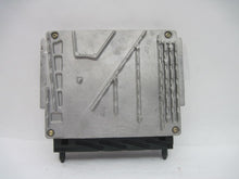 Load image into Gallery viewer, ECU ECM COMPUTER Volvo S60 V70 S80 XC90 2002 02 03 - 04 - 546453
