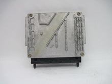 Load image into Gallery viewer, ECU ECM COMPUTER Volvo S60 V70 S80 XC90 2002 02 03 - 04 - 546455
