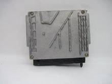 Load image into Gallery viewer, ECU ECM COMPUTER Volvo S60 V70 S80 XC90 2002 02 03 - 04 - 546608
