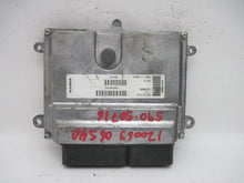 Load image into Gallery viewer, ECU ECM COMPUTER Volvo C30 V40 V70 2006 06 2007 07 08 - 547056
