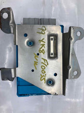 Load image into Gallery viewer, Computer Jaguar XK8 1999 - NW33291
