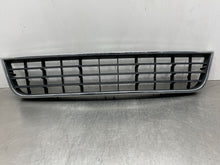 Load image into Gallery viewer, GRILLE Audi A6 2002 02 2003 03 2004 04 Center - NW98032
