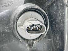 Load image into Gallery viewer, HEADLIGHT LAMP ASSEMBLY Acura TL 1999 99 2000 00 2001 01 Right - NW102230
