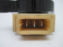 Load image into Gallery viewer, IGNITION COIL BMW 320i 850i M5 X5 Z3 Z8 1995 95 96 - 03 - 550798
