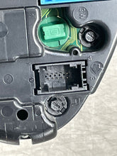 Load image into Gallery viewer, SPEEDOMETER CLUSTER BMW 318i 323i 96 97 98 99 - NW159654
