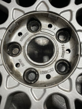 Load image into Gallery viewer, WHEEL BMW 528i 540i 1997 97 98 99 15x7 Alloy - NW197866
