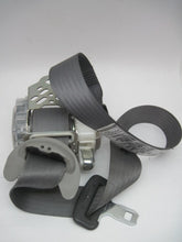 Load image into Gallery viewer, Seat Belt Toyota Prius 2004 04 2005 05 2006 06 2007 07 2008 08 09 Passenger - 555604
