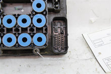 Load image into Gallery viewer, ABS Computer Jaguar S type 2000 00 2001 01 3.0L - 556606
