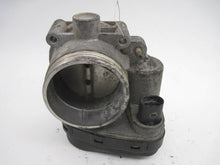 Load image into Gallery viewer, THROTTLE BODY BMW 320I 325I 525I X3 Z3 Z4 01 02 03 - 06 - 558378
