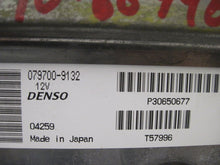 Load image into Gallery viewer, ECU ECM COMPUTER Volvo S40 50 V70 04 05 06 07 - 558618
