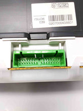 Load image into Gallery viewer, SPEEDOMETER CLUSTER SLX Isuzu Trooper 1998 98 1999 99 - NW160534
