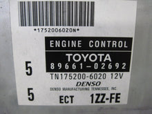 Load image into Gallery viewer, ECU ECM COMPUTER TOYOTA COROLLA PRIZM 2000 AUTO FED - 559814
