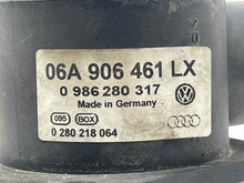 Load image into Gallery viewer, Mass Air Flow Sensor Meter MAF A4 TT Beetle Golf Golf Cabriolet 00-07 - NW4765
