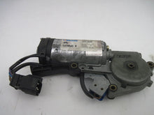 Load image into Gallery viewer, ROOF MOTOR BMW 530i 1994 94 - 562344
