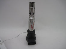 Load image into Gallery viewer, IGNITION COIL Audi A4 TT A6 Golf Beetle Jetta 2000 00 2001 01 2002 02 - 06 - 562947
