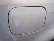 Load image into Gallery viewer, FUEL FILLER DOOR Audi A6 2001 01 - 563102
