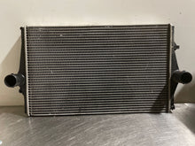 Load image into Gallery viewer, INTERCOOLER Volvo S60 S70 S80 V70 1999 99 2000 00 01 02 - NW106454
