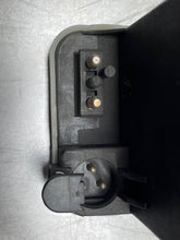 Load image into Gallery viewer, Vacuum Pump  MERCEDES 400 1993 - NW189261
